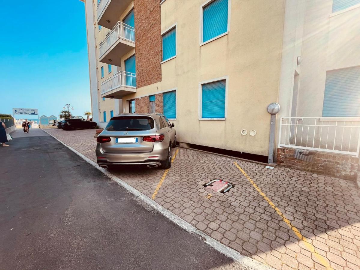 Appartamento Cima - Vista Mare, 3 Camere, Wifi, Family Apartment Лидо-ди-Езоло Экстерьер фото